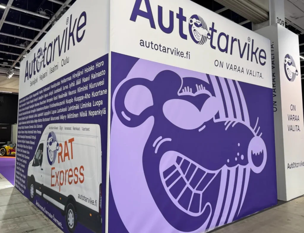 Autotarvikkeen messuosasto Autokorjaamomessuilla.